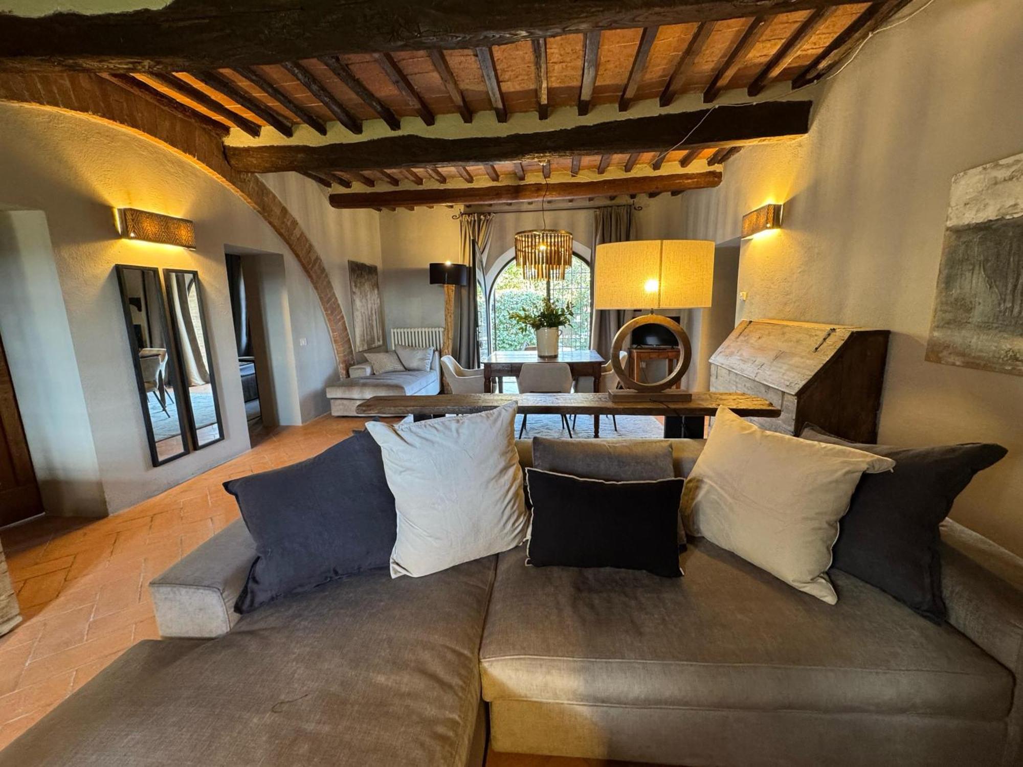 Agriturismo Le Sorbelle D'Orcia Con Piscina بيينْسا المظهر الخارجي الصورة