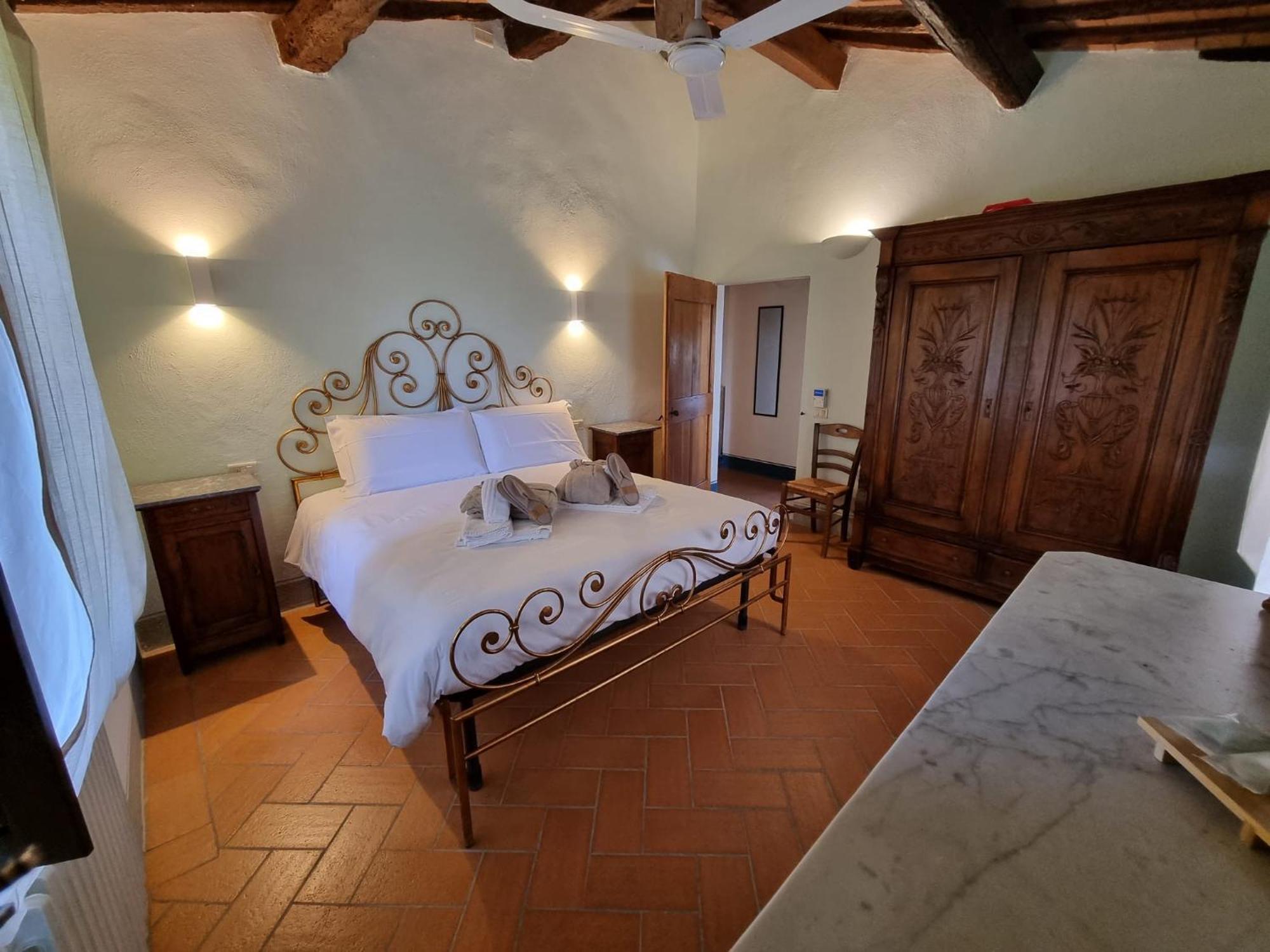 Agriturismo Le Sorbelle D'Orcia Con Piscina بيينْسا المظهر الخارجي الصورة