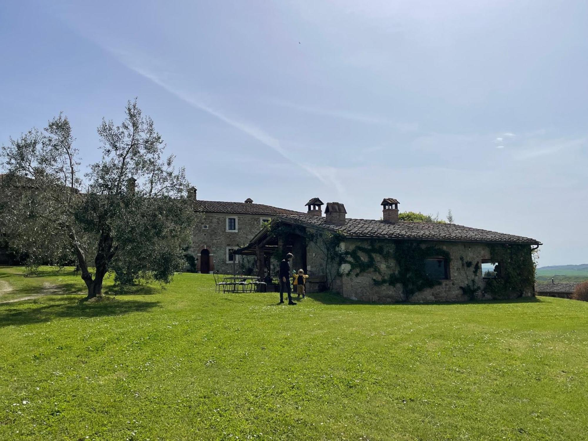 Agriturismo Le Sorbelle D'Orcia Con Piscina بيينْسا المظهر الخارجي الصورة