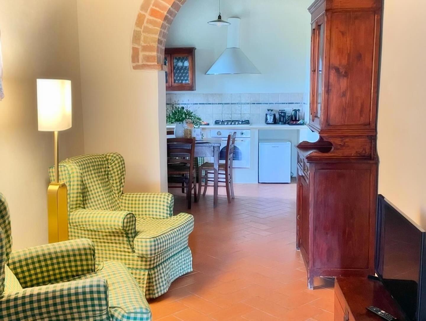 Agriturismo Le Sorbelle D'Orcia Con Piscina بيينْسا المظهر الخارجي الصورة